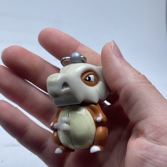 VINTAGE 1999 Burger King Cubone Pokemon Mini-Figure Keychain - Picture 10 of 11